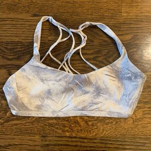 lululemon "Free to Be" Bra